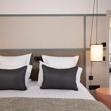 Toujours & Hotel Paris