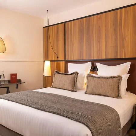 Hotel Toujours &