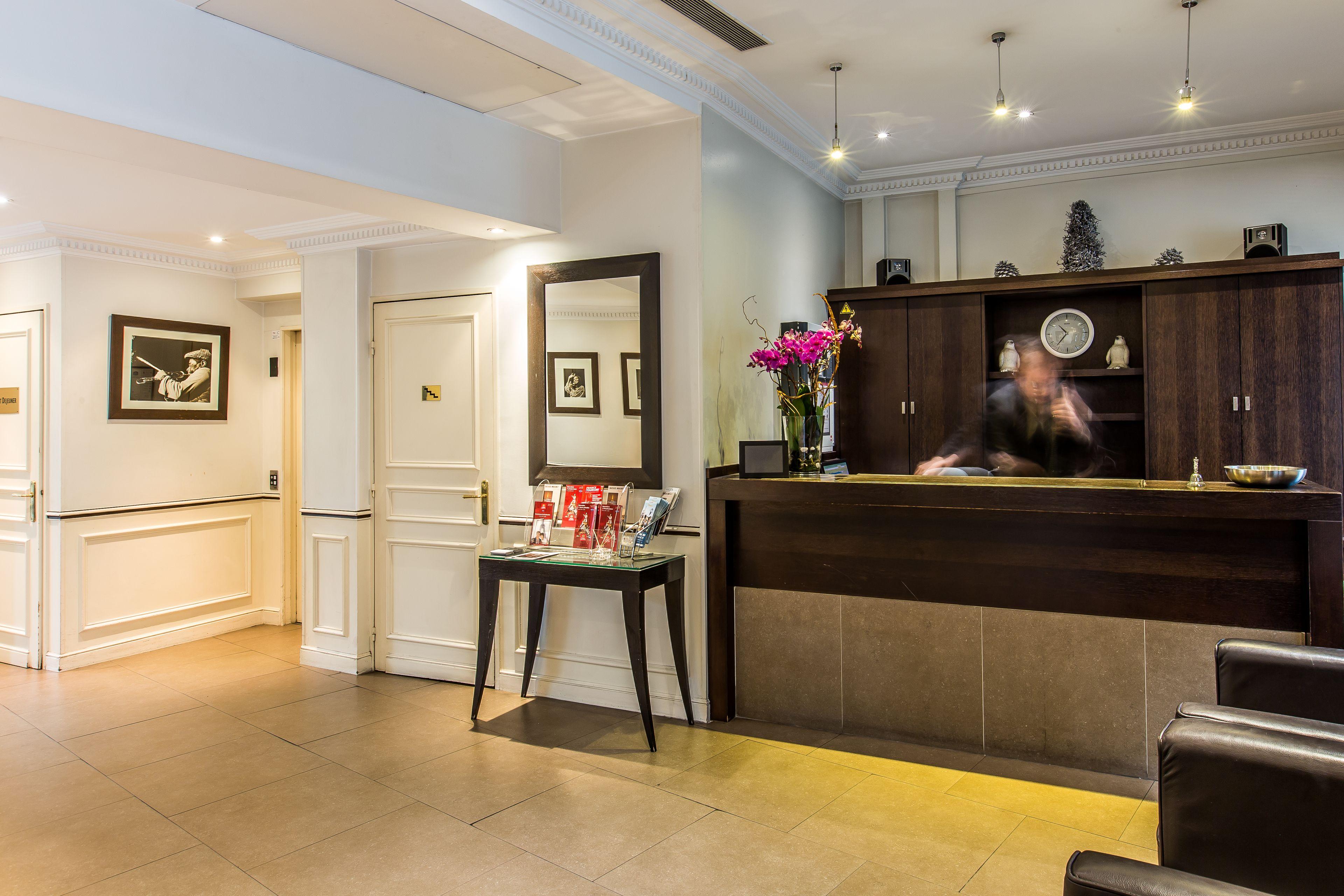 Toujours & Hotel Paris