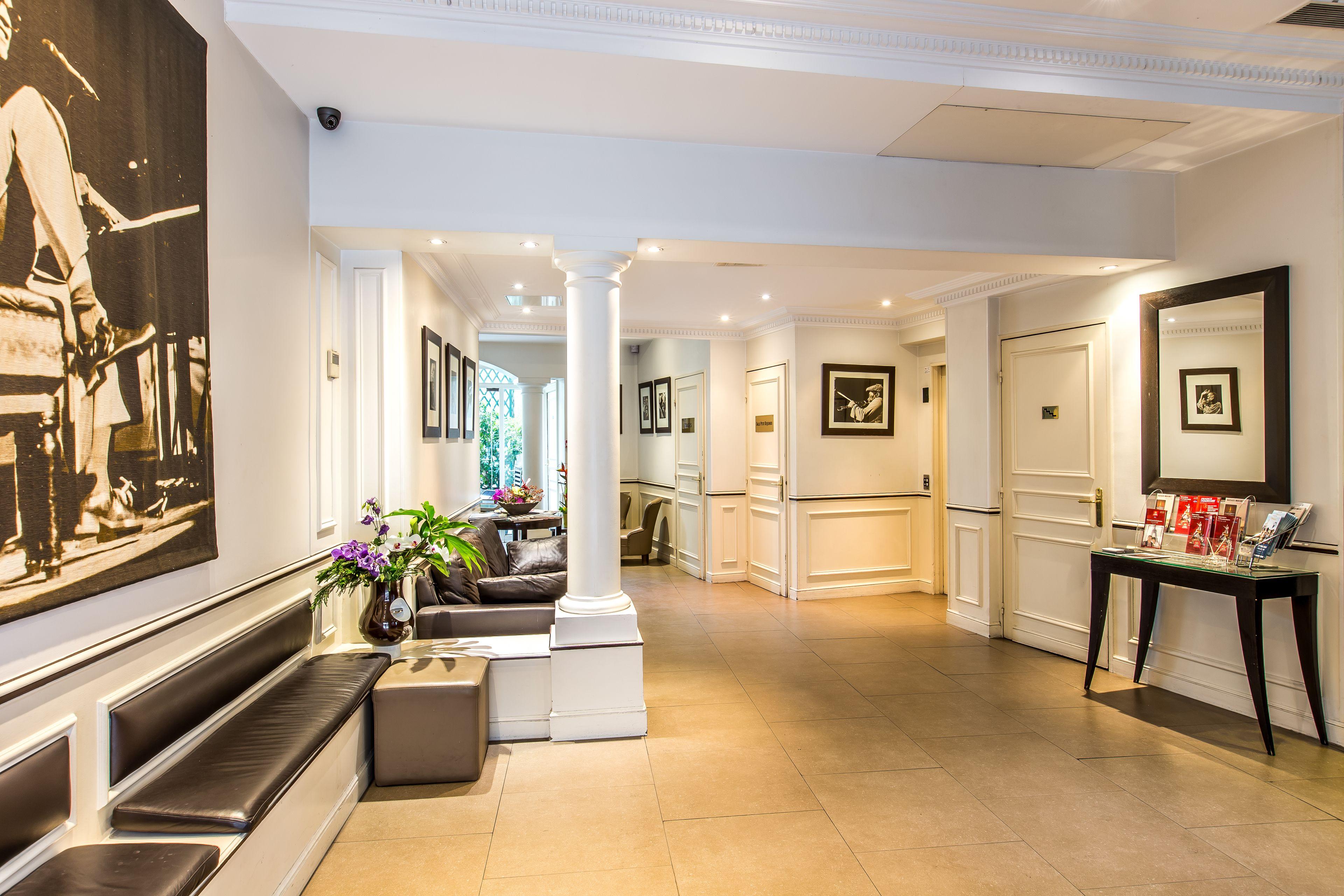 Toujours & Hotel Paris