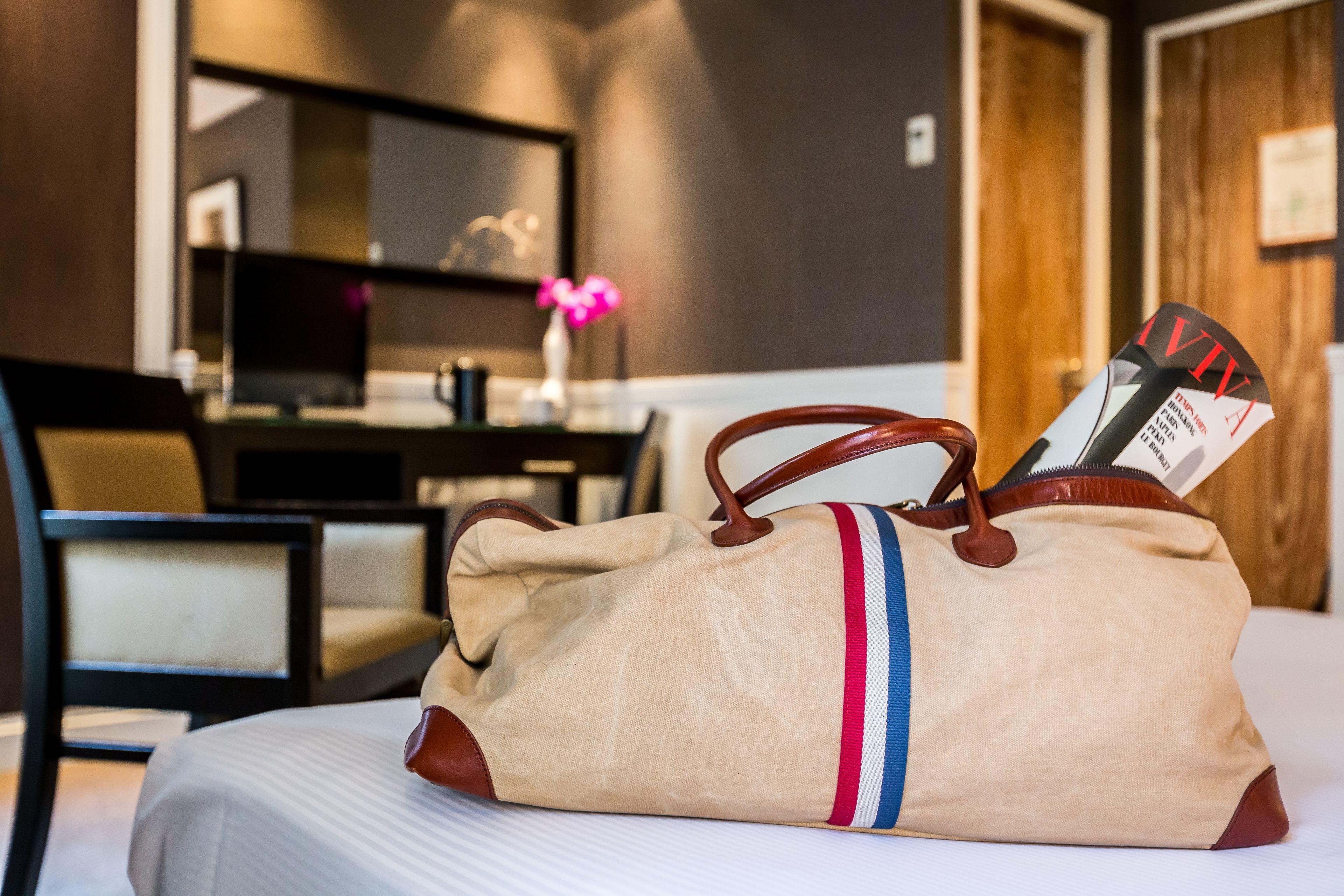Toujours & Hotel