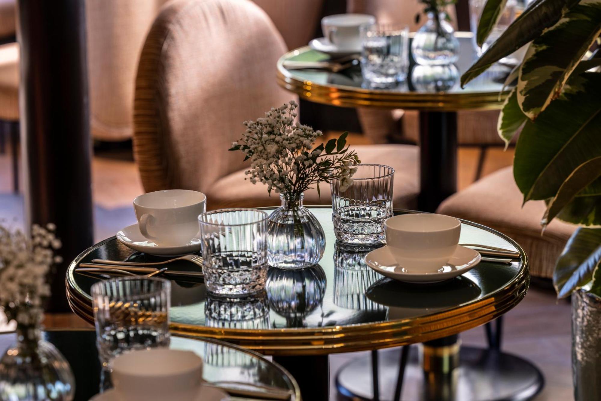 Hotel Toujours & Parigi